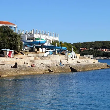 With A Parking Space - 21895 *