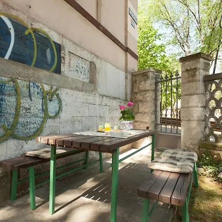 Apartament With A Parking Space - 21895 Pula