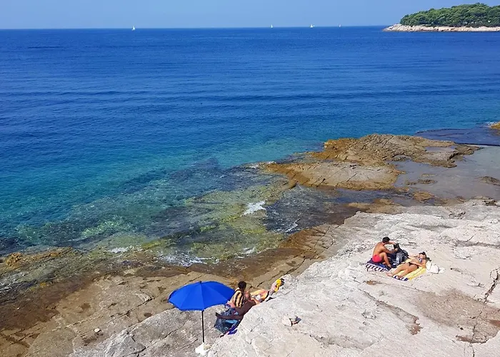 With A Parking Space - 21895 * Pula